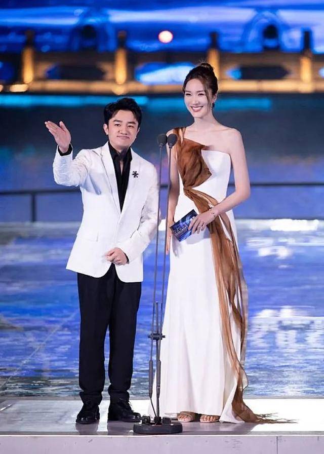 38岁前华姐蹩脚粤语仍获tvb力捧?