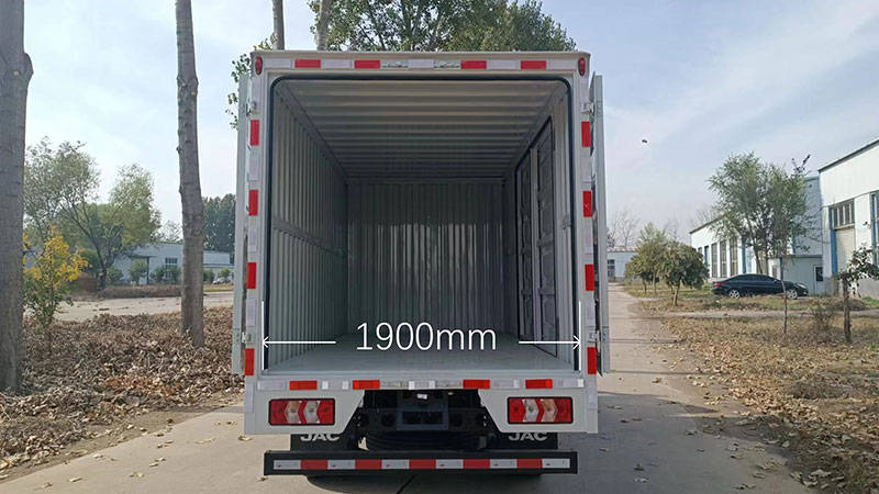 康铃创富之星h3搭载同级更长货厢,2950mm轴距匹配3.8m×1.