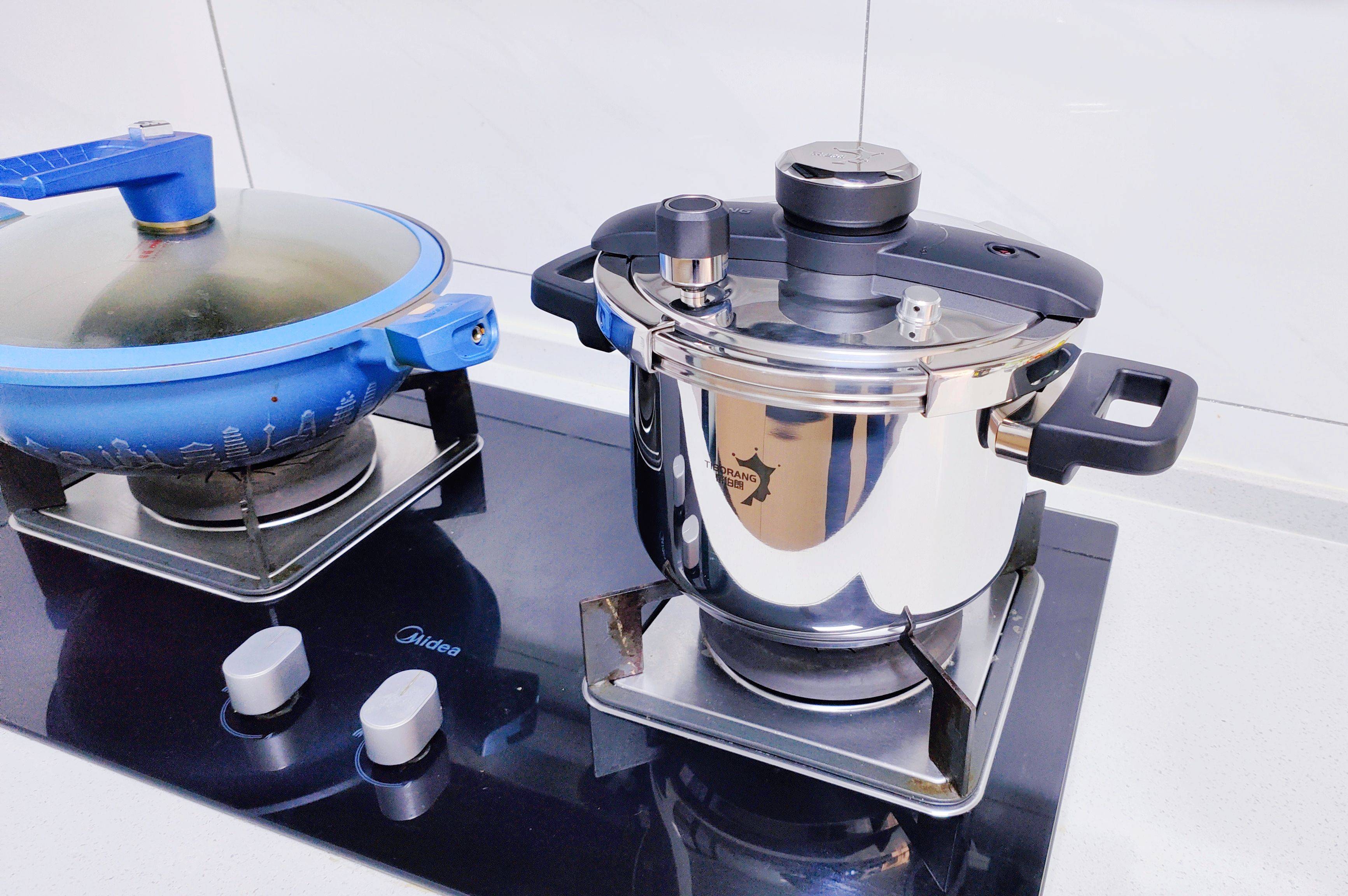 轻松做饭,帝伯朗花样系列-聚光智控压力锅