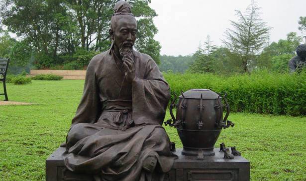 原创两千年历史的地动仪被人批——"不如一块肉"_冯锐_张衡_地震