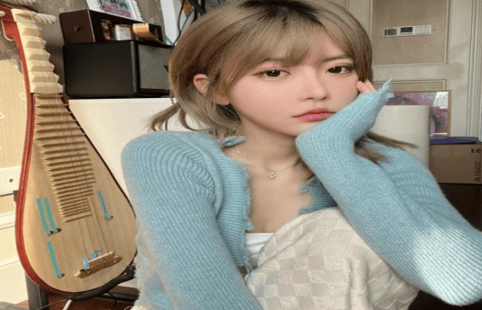 迷倒pgone的周淑怡,前凸后翘,身材有多绝?_电竞_女性_解说