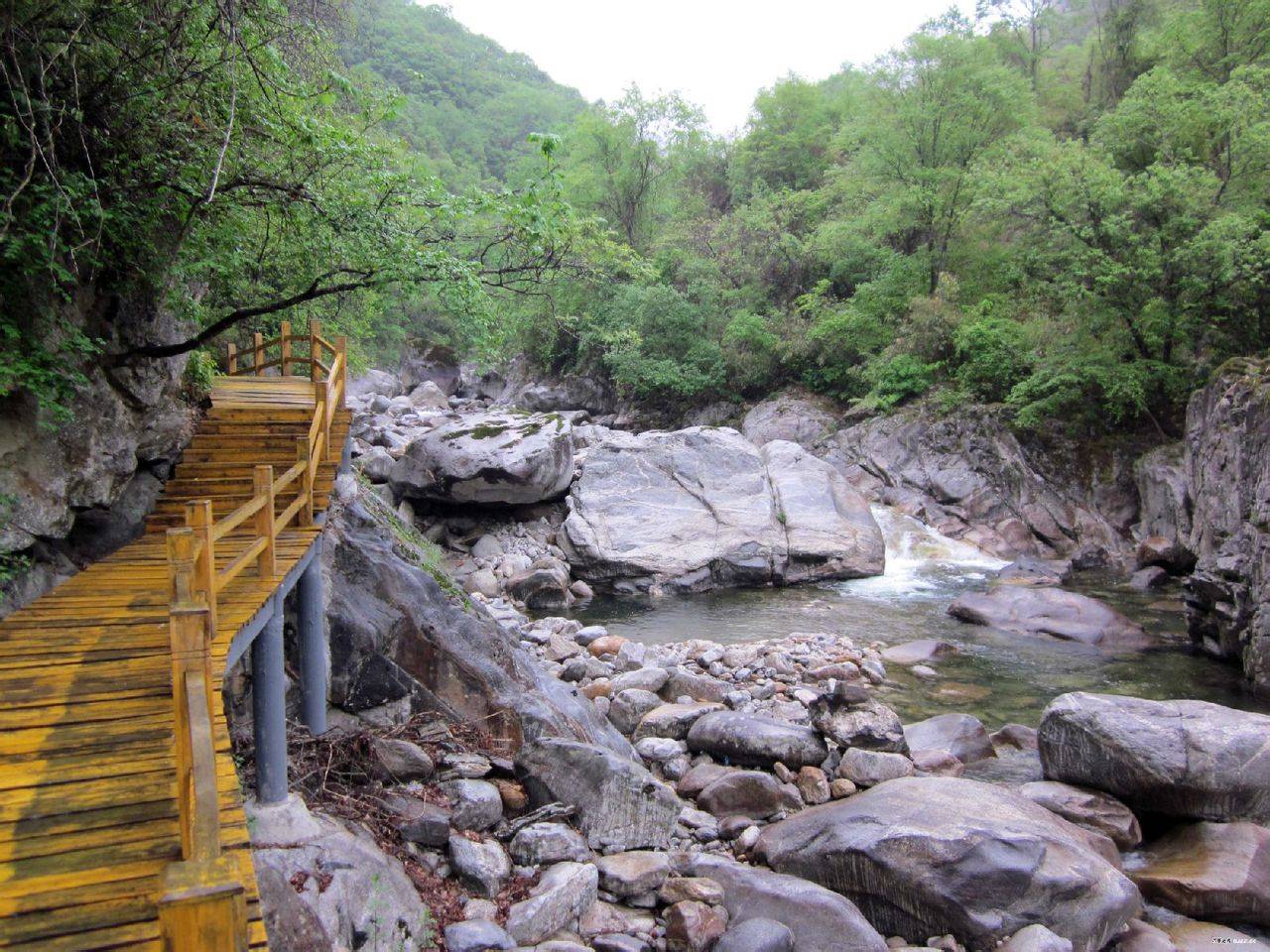 洋县柳山湖旅游风景区图片