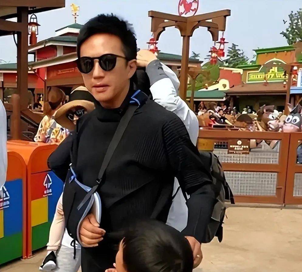 张杰居然是这样的爸爸,3个女儿近况曝光!_孩子_谢娜_邓超