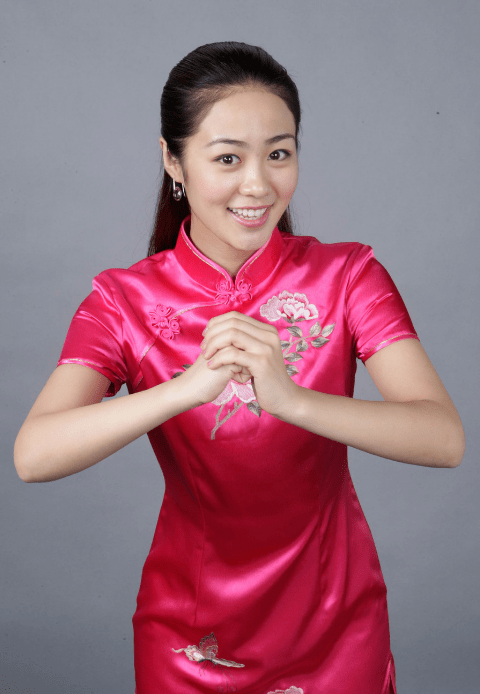 她是赵本山最钟爱的徒弟,却在事业的上升期嫁给富豪,三年生二胎_毕畅