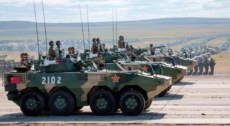 新一代大八轮装甲车曝光!采用无人炮塔等新技术,有肉眼可见的进步!