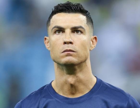 梅西称帝那天,c罗获得零票……_罗纳尔多_世界_比赛