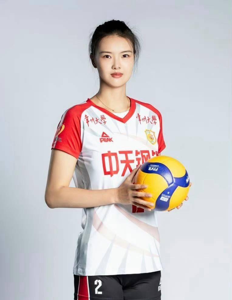 女排奥运冠军请缨复出,张常宁驰援江苏,28岁养伤两年_比赛_中国女排