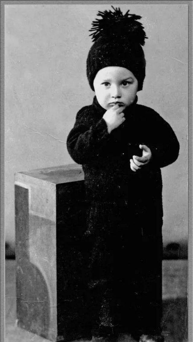 外国弃婴长在中国,坚守新疆60年,身世成谜却坚称自己是中国人_李忆祖