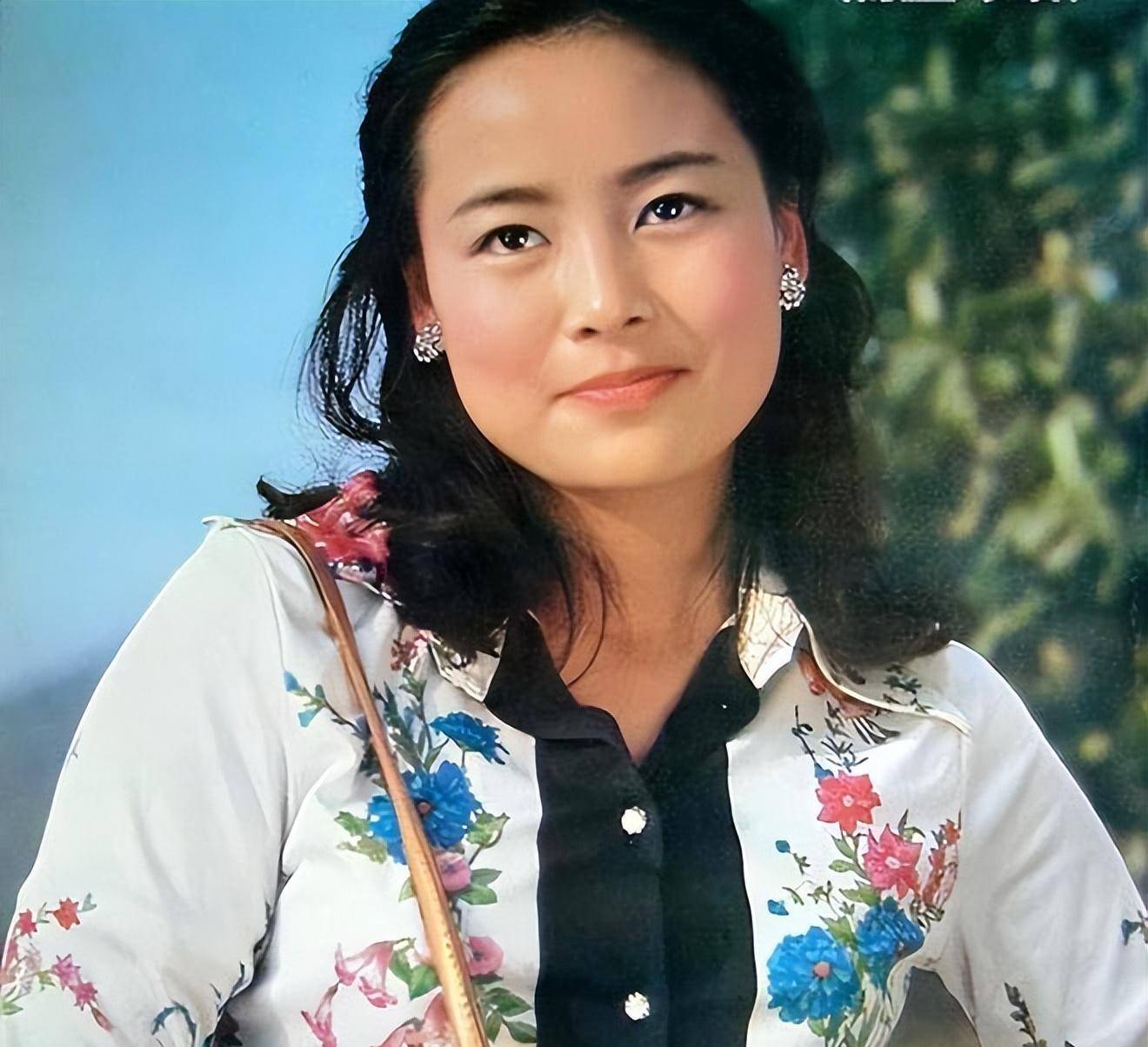 无儿无女的金鸡奖获得者张瑜66岁至今单身一人_游泳_电影_庐山