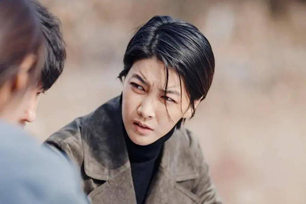 帅气女财阀回归,不变的依旧是领袖气质_陈瑞妍_电影_演技