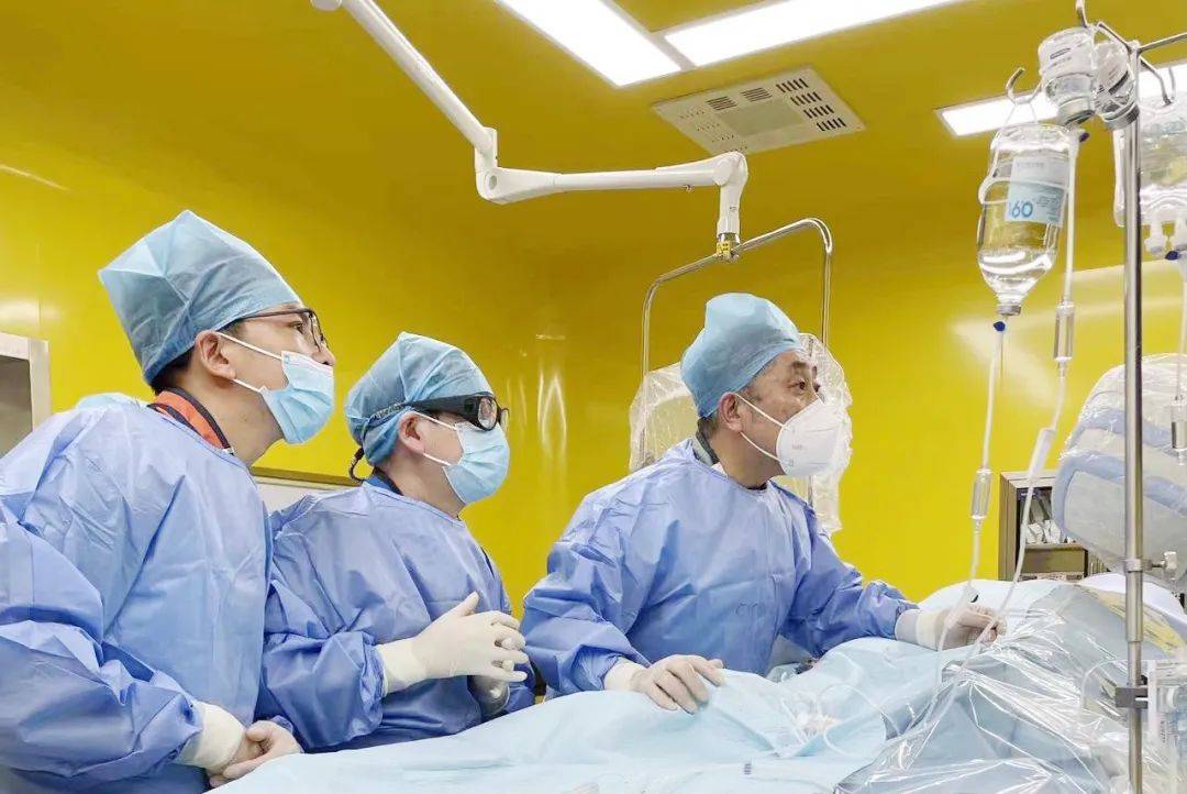 新技术 | "shockwave震波球囊"为重度冠脉钙化患者