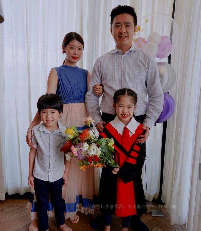 林志颖弟弟全家福曝光,女儿幼儿园毕业,在家参加线上典礼超开心_家庭
