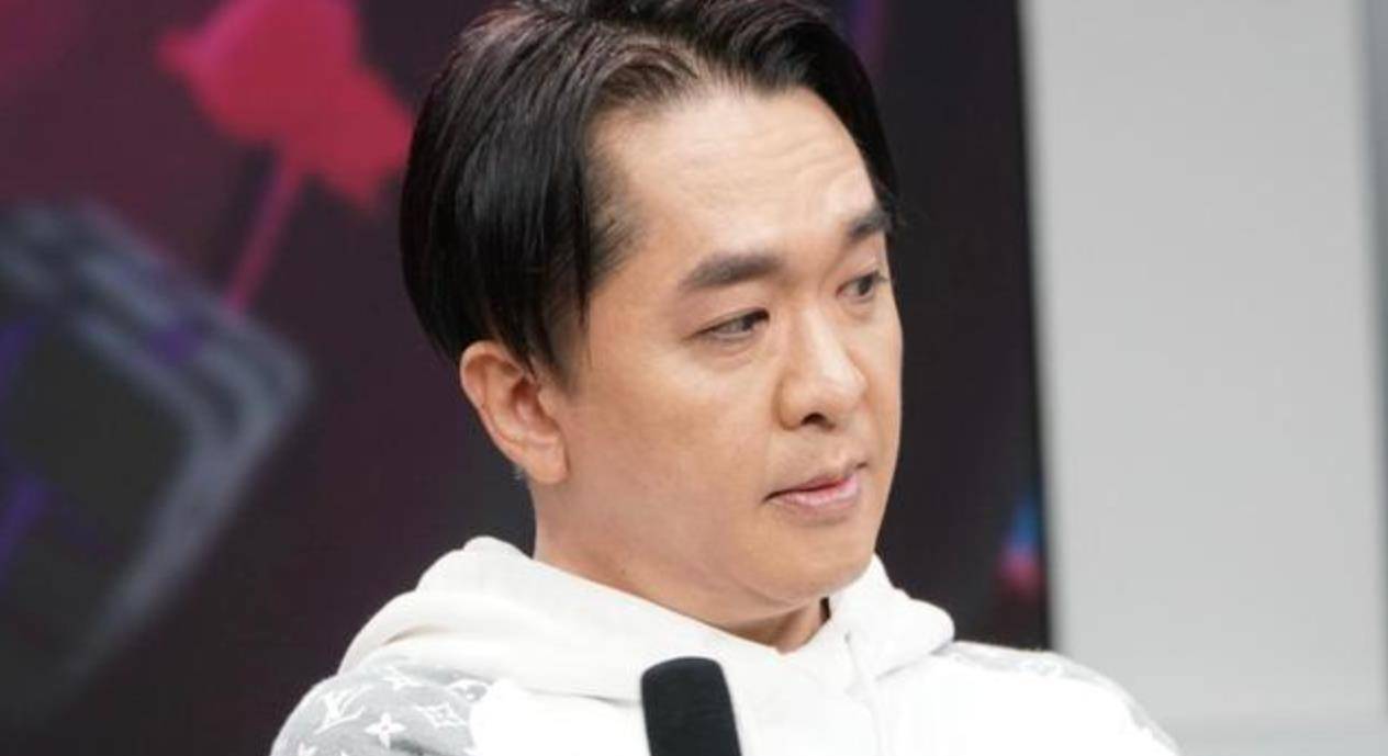 邓兆尊:父亲让他做败家子,最穷时只剩1个亿,养3个女友不婚不育_邓永祥