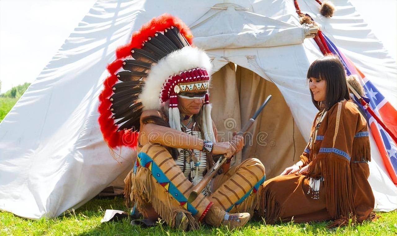 印第安人起源于哪里,为何美洲人迫害他们,还抢走了所有资源_白人_北美