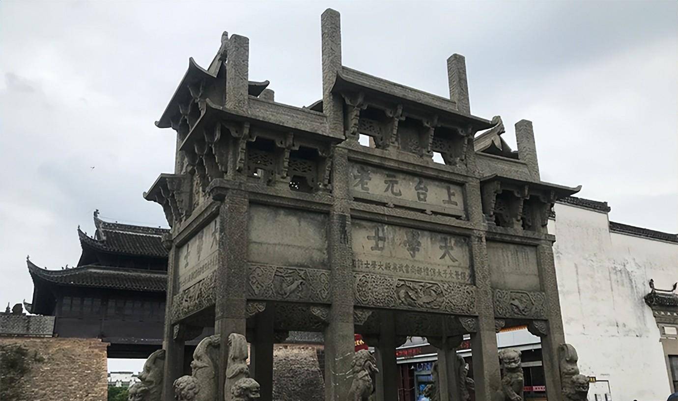 官员死后可以建牌坊吗？一品大员是标配，二品以下的就不一定了