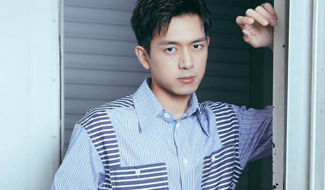 听到李现改编的歌词后,太有梗了_歌曲_剧中_评论