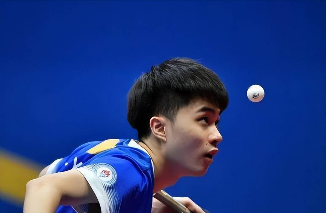 林昀儒先胜王楚钦再胜马龙,wtt法兰克福冠军赛男单登顶_比赛_比分