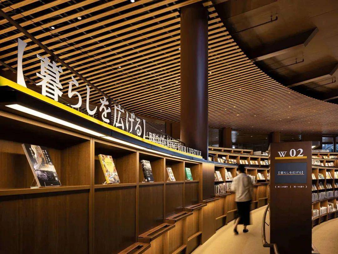 面出薰:日本石川县立图书馆| a · 案例_照明_空间_的设计