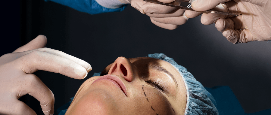 金发拉比参股公司韩妃整形大股东陷"资不抵债"境地 消费者维权又致