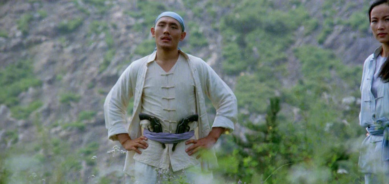 一夜成名却放弃演戏,专心习武屡次夺冠,王亚为和《神鞭》的传奇_电影