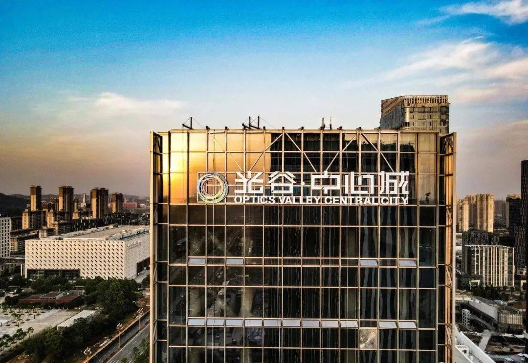 武汉光谷翡丽天玺售楼处电话—光谷翡丽天玺售楼处地址【售楼中心】24
