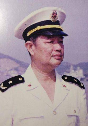 陈伟文将军要知道陈伟文的上级,时任南海舰队副司令员刘喜中,在这次评