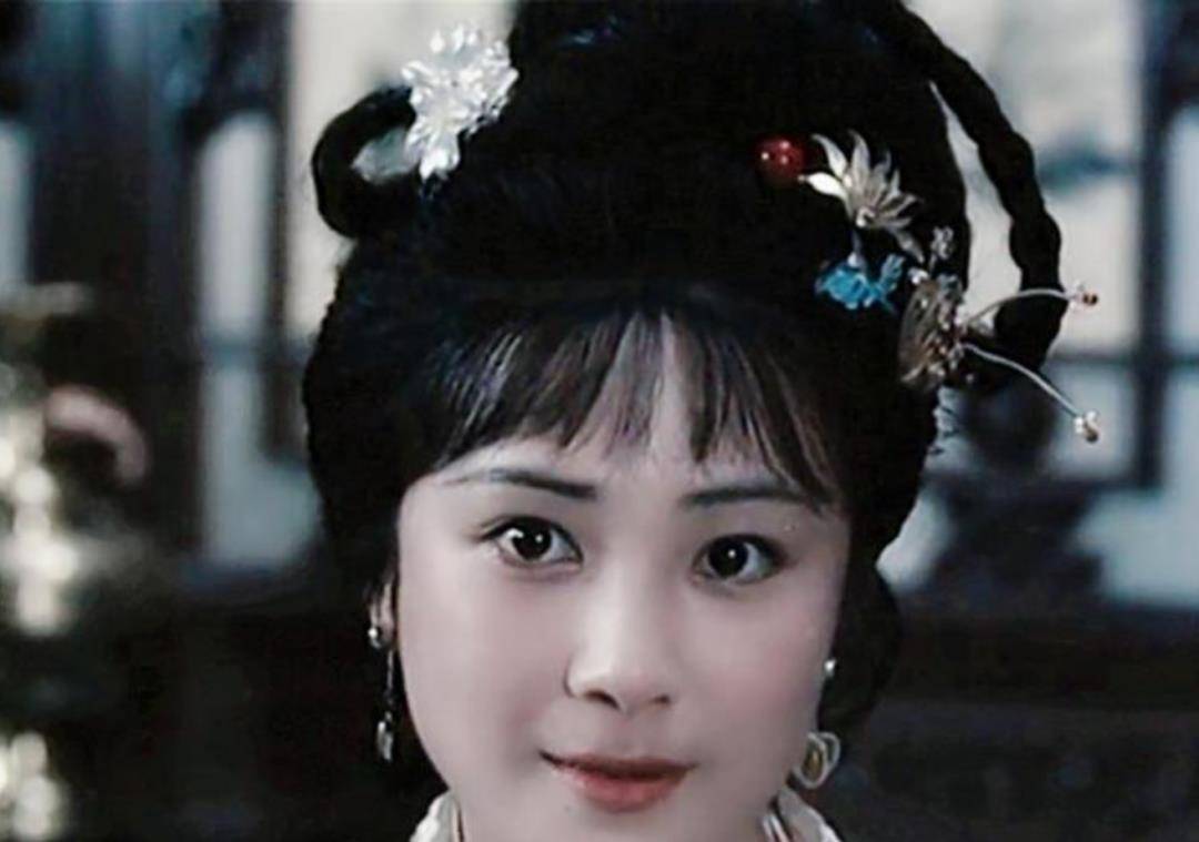 89北影版《红楼梦》美女如云,却为何名气不大?_林黛玉_版本_傅艺伟