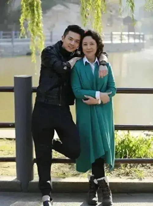 刘佳:我这辈子最正确的决定,就是嫁圈外丈夫生一子_李培森_儿子_父亲