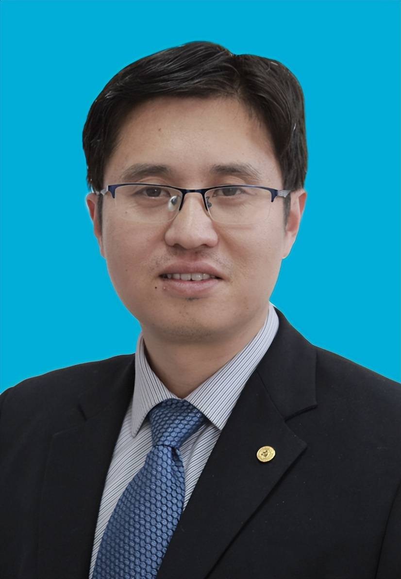 中原学者韩新巍教授工作站选派神经介入专家来周口市中医院坐诊_医学