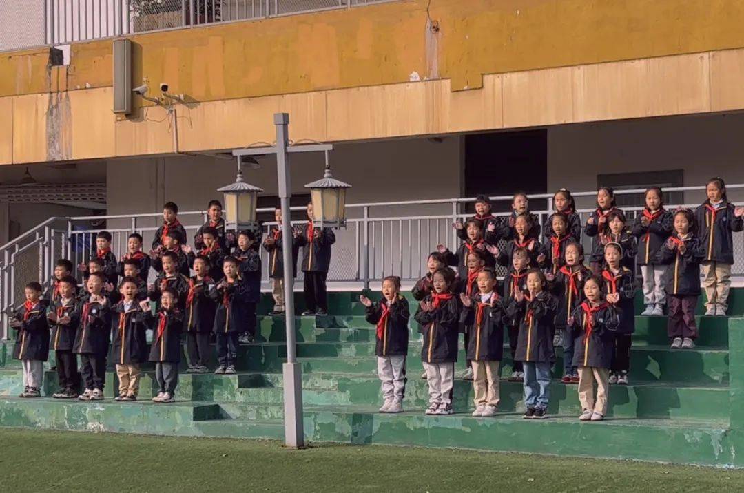 泰州市凤凰小学教育集团引凤路校区第十周升旗仪式活动_火灾_班级