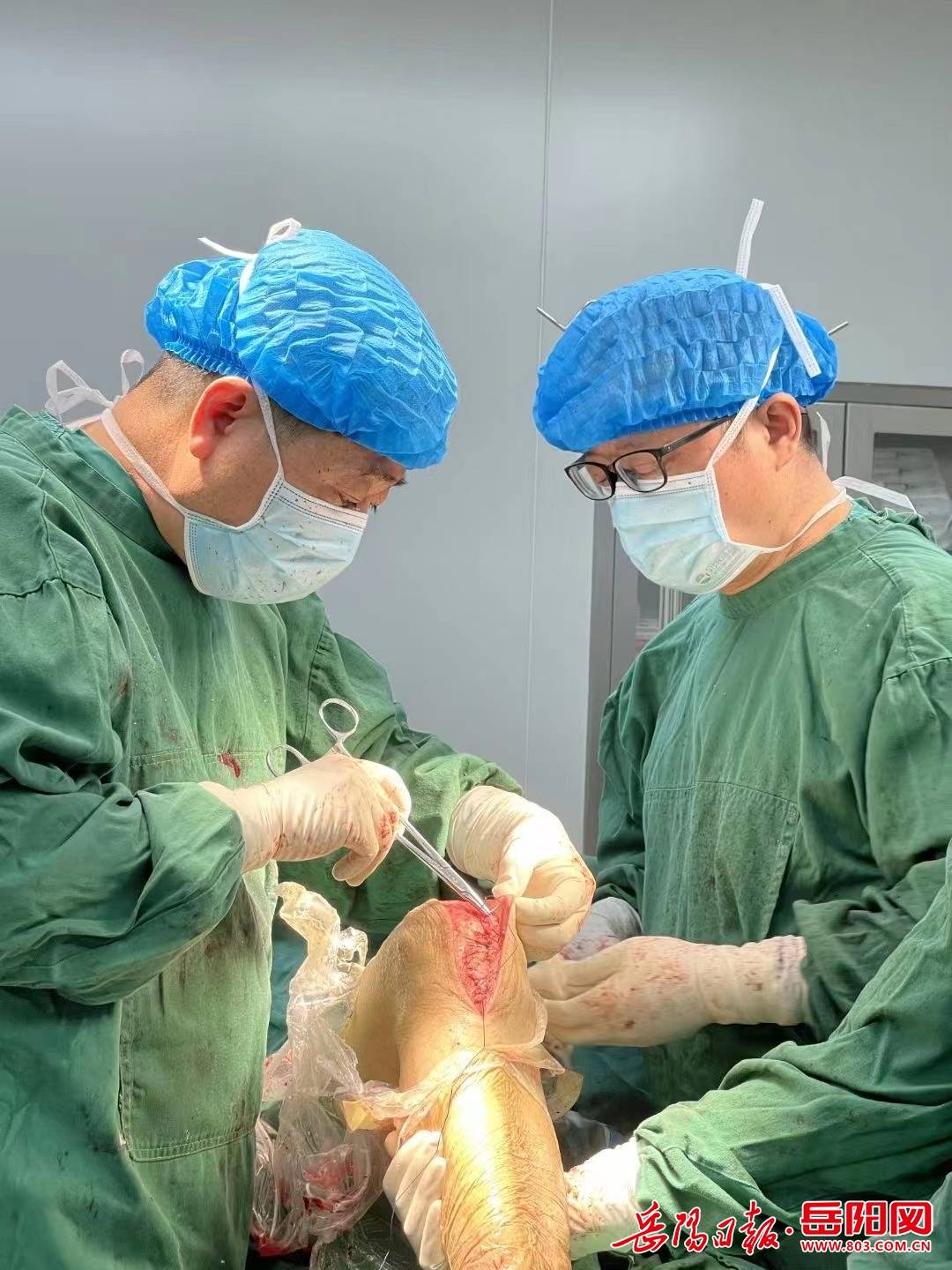 岳阳康达骨科医院院长张新明:能工巧匠"检修师" "医"生关爱患者身