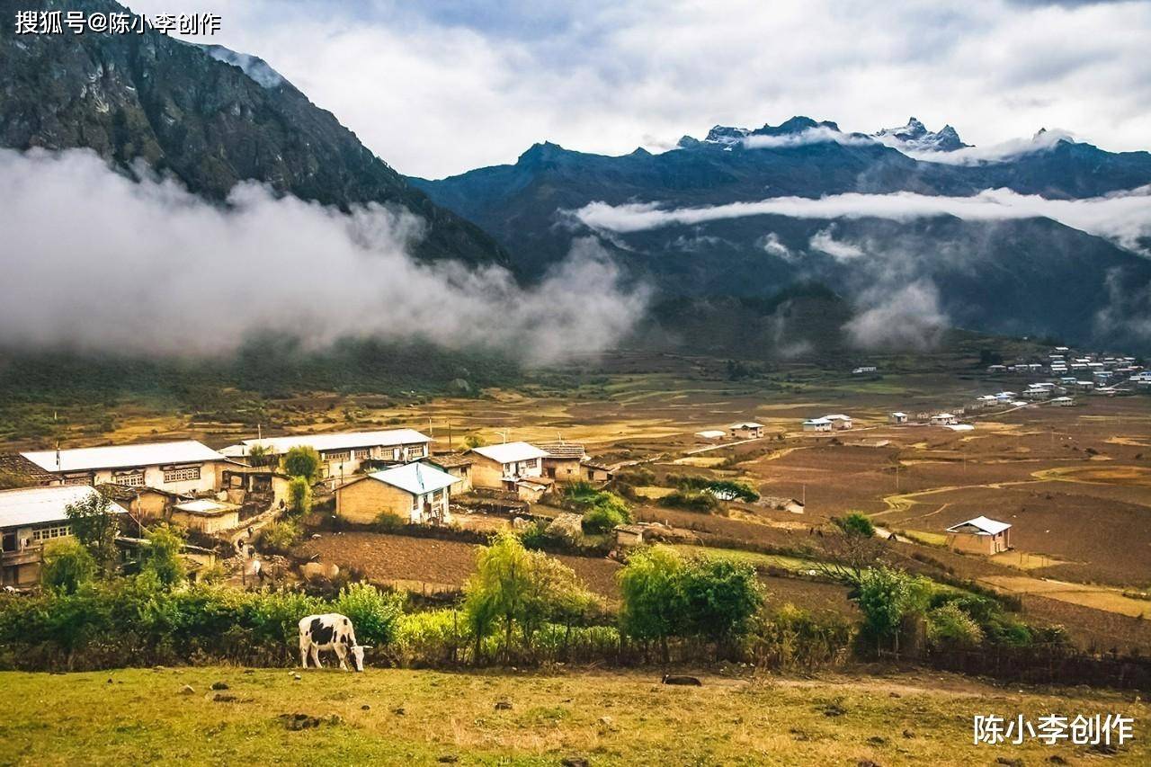 扎日南木措位于阿里措勤县,是阿里地区最大的湖泊,也是西藏第三大湖.