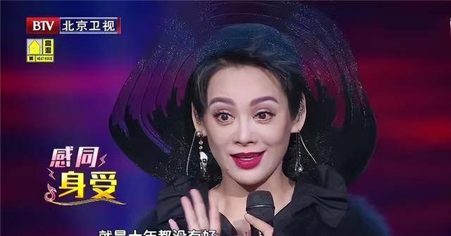 1996年,跟张国荣,刘德华合拍《新上海滩》时,她在拍一场车祸戏时腰部