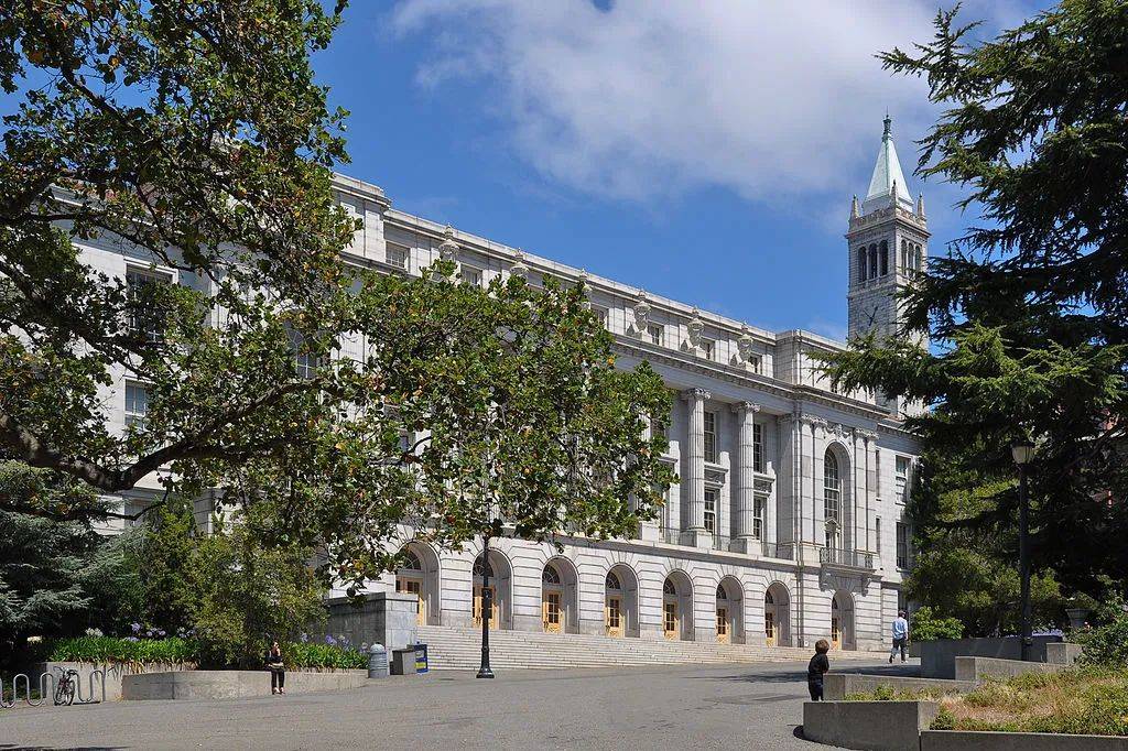 也是美国最自由最包容的校园之一