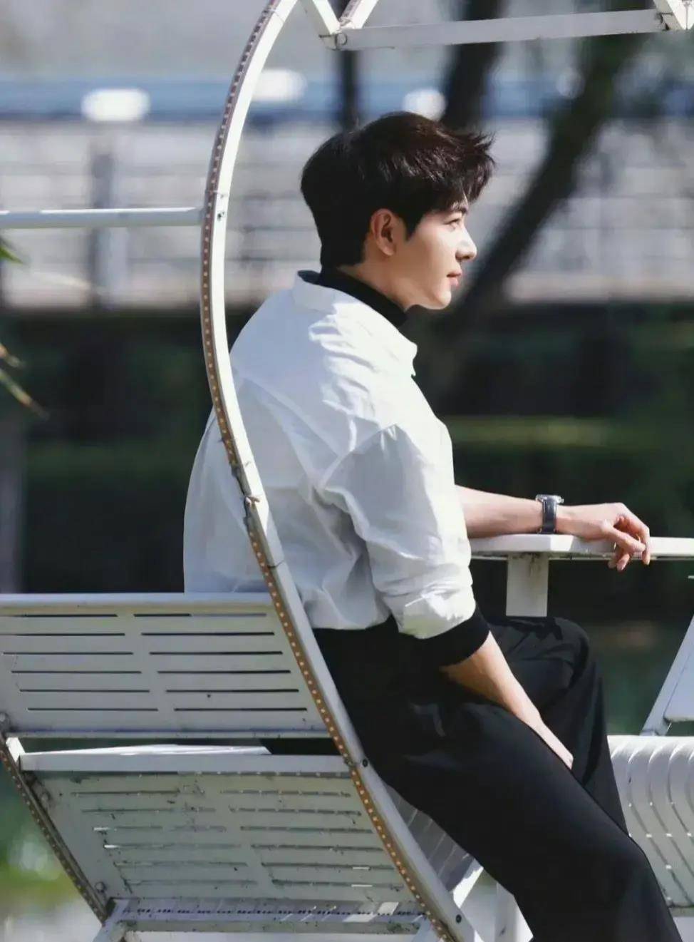 8娱瓜:肖战王一博龚俊刘亦菲刘诗诗刘学义王楚然陈星旭包上恩_品牌