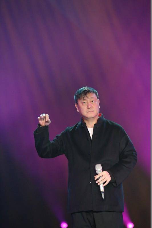 蒙古之花王燕:嫁给大16岁的韩磊,婚后生儿女双全,羡煞旁人