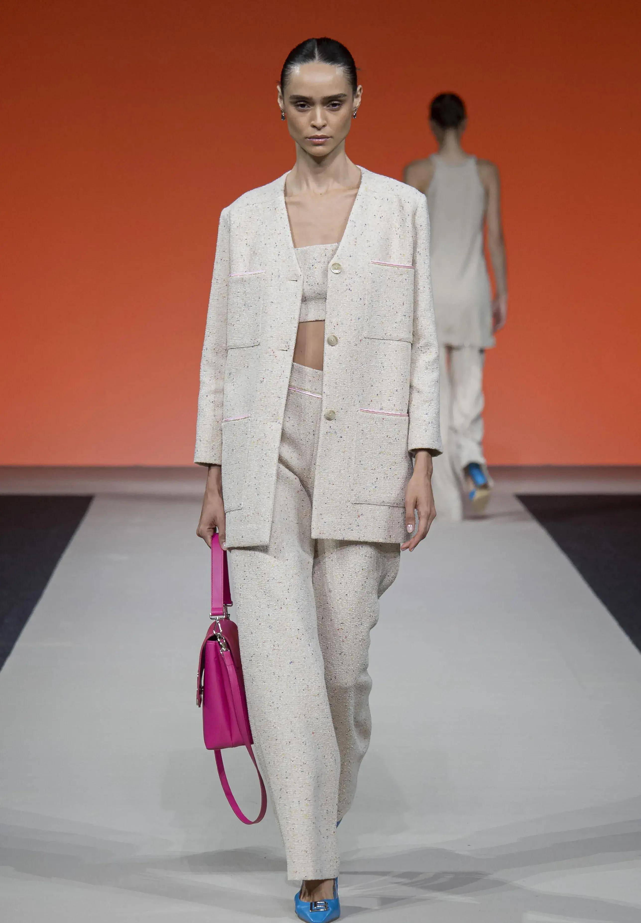 意大利laurabiagiotti2024春夏:羊绒女王