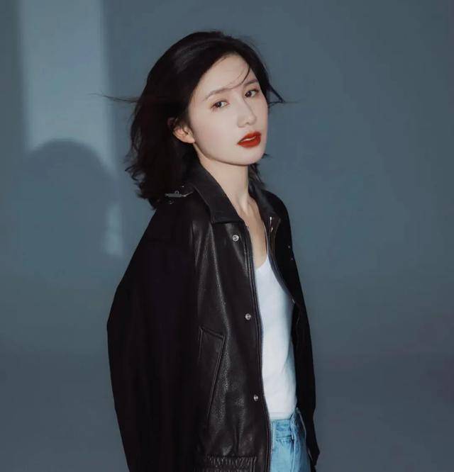 王雨馨深夜发文诉说,给黄景瑜买衣服鞋子家用花费一千多万,_行为_网友