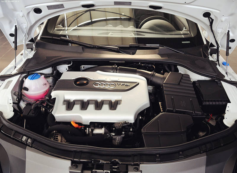 这台11款奥迪tts搭载着 ea113的2.