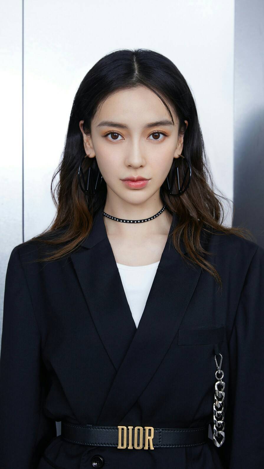 揭秘angelababy广告撤除风波,她真的涉嫌观看脱衣舞表演?