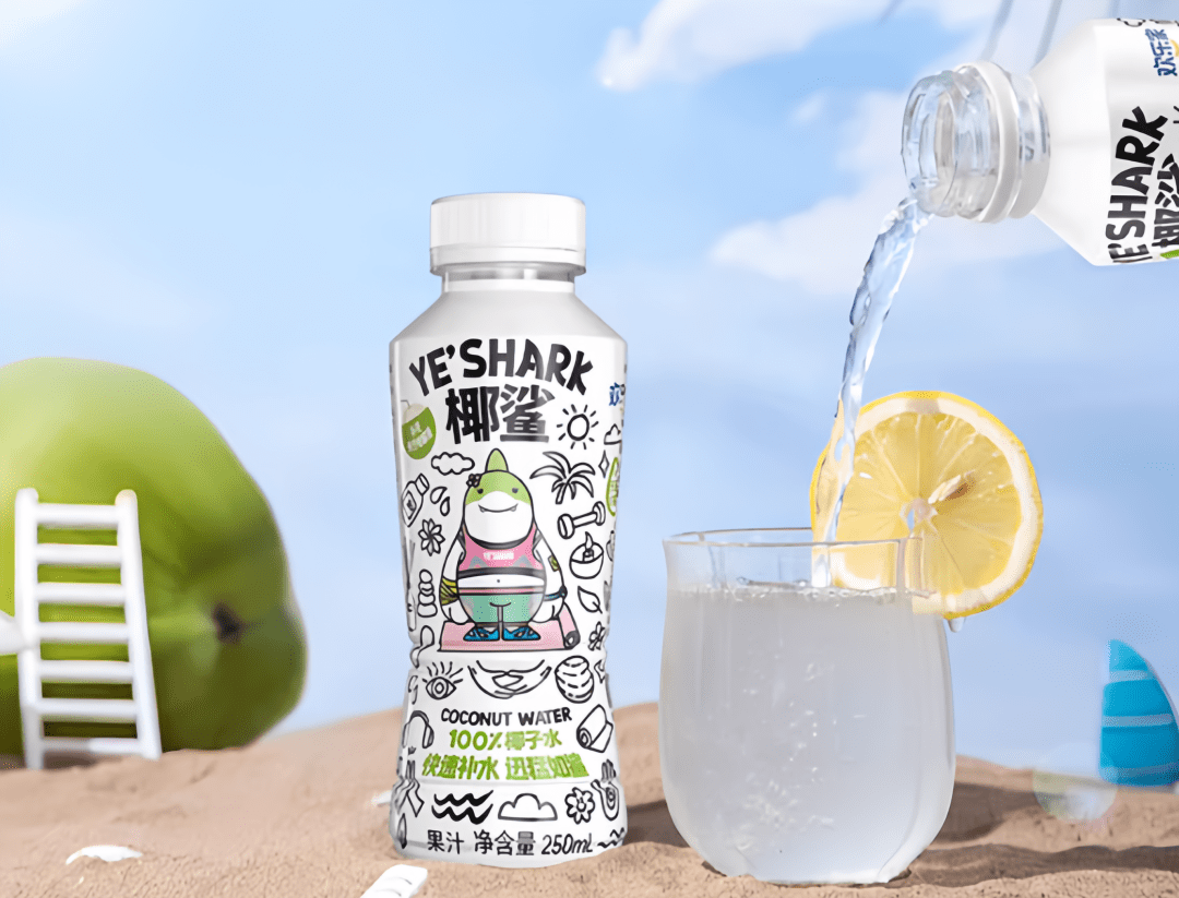 10,欢乐家旗下「椰鲨」推出椰子水新品近日,茶小开推出茶咖新品:麦香