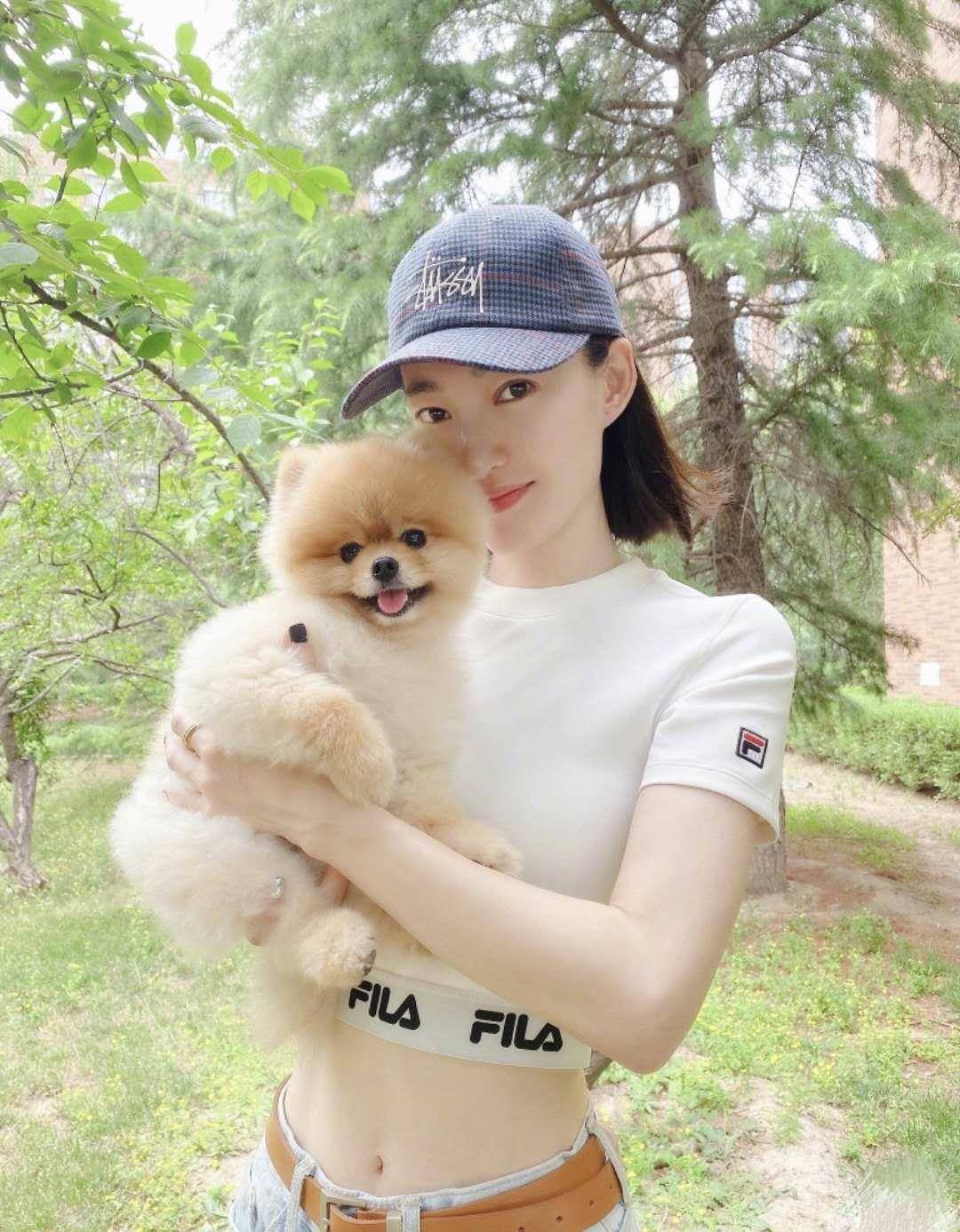 王丽坤一句话得罪观众,女神形象崩塌,却因独立人设加分_网友_节目