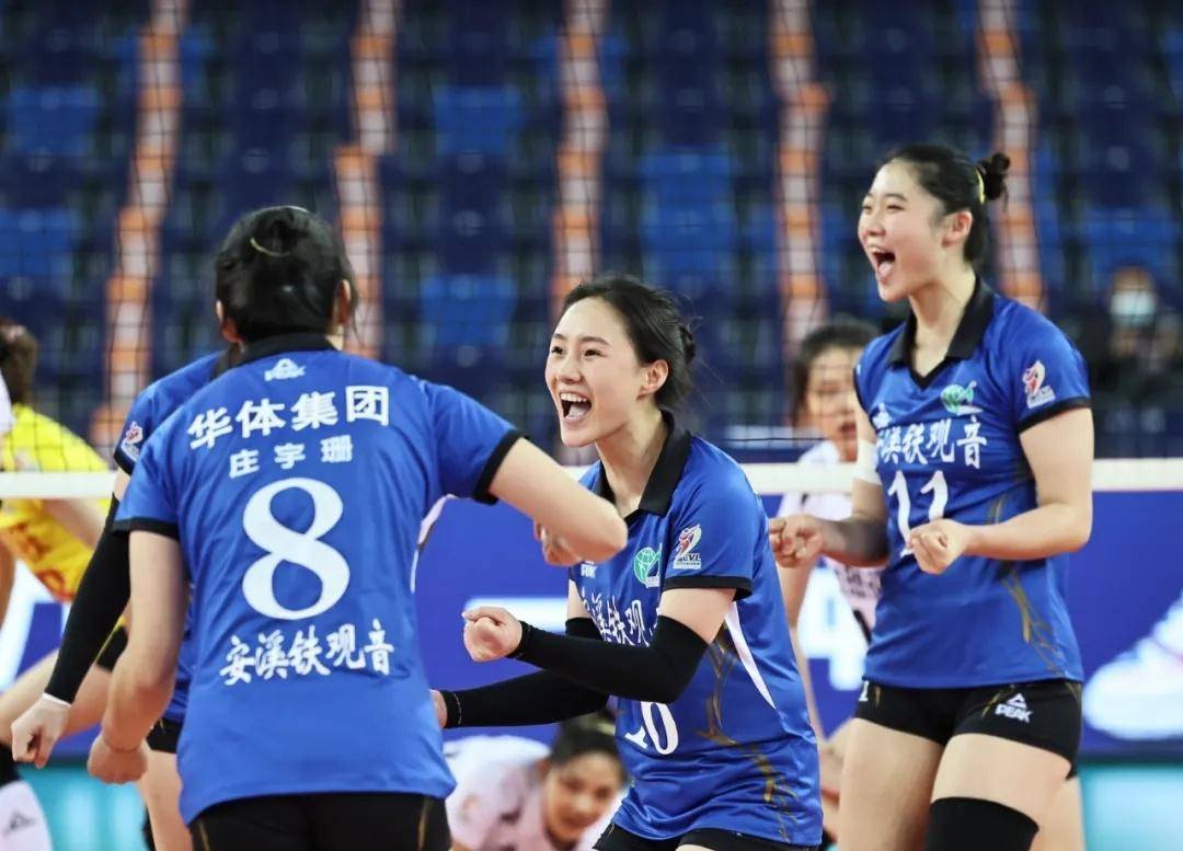 女排天才少女夺回榜首,福建新星进入前6_比赛_李盈_得分