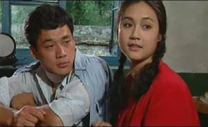 "武松"丁海峰与"潘六姐"的戏外人生_唐歌_水浒传_生活