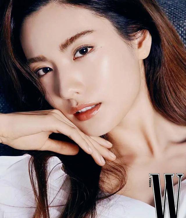 "全球最美"林珍娜:"亚洲第一,世界最美"荣誉无数_才华_演技_表演