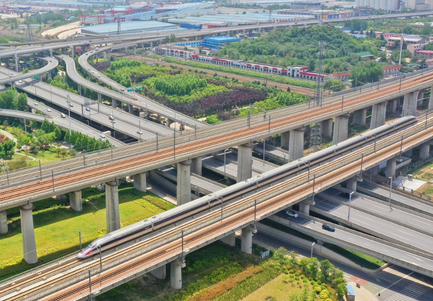 这条高铁安徽段好消息不断,江苏段还未开工,百姓:"雷"打不动_建设