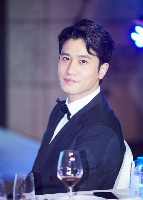 杨紫《青簪行》彭冠英:林更新片酬没谈妥,补拍2个月500万片酬?