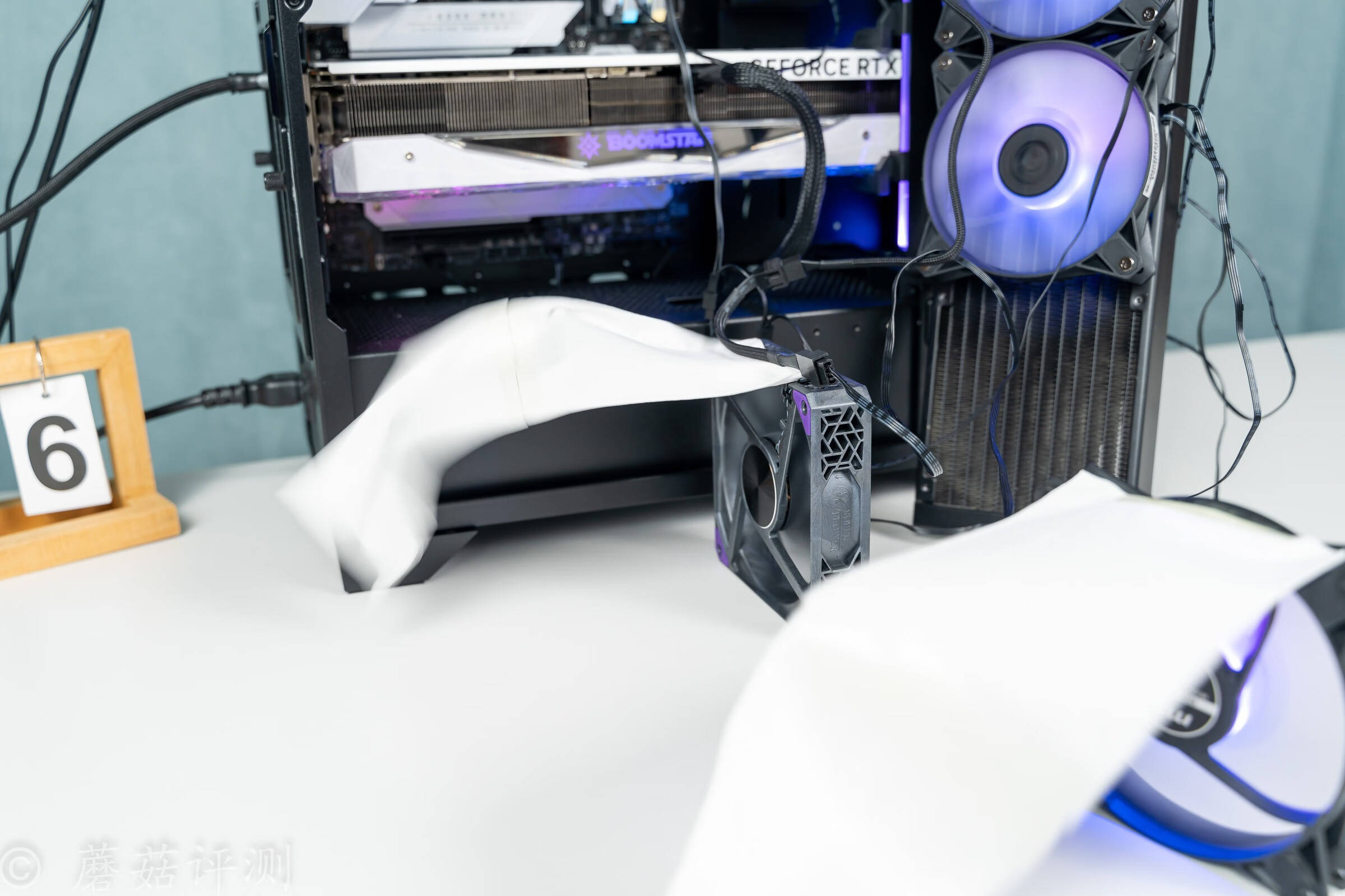 振华megacool巨风12cm机箱风扇 评测