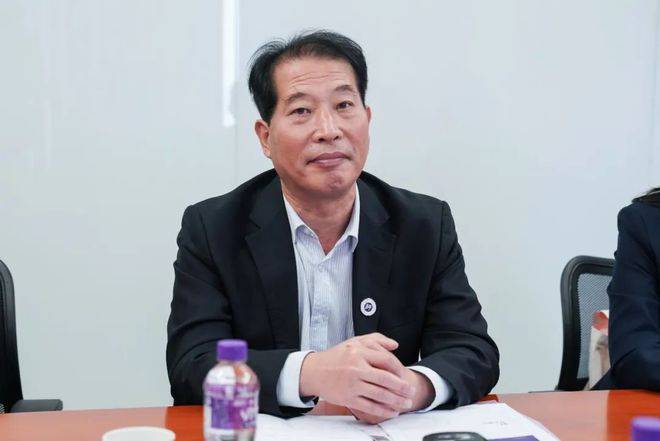 国际·嘉华 | 校长助理张庆春一行与香港中文大学商学院进行会谈_合作