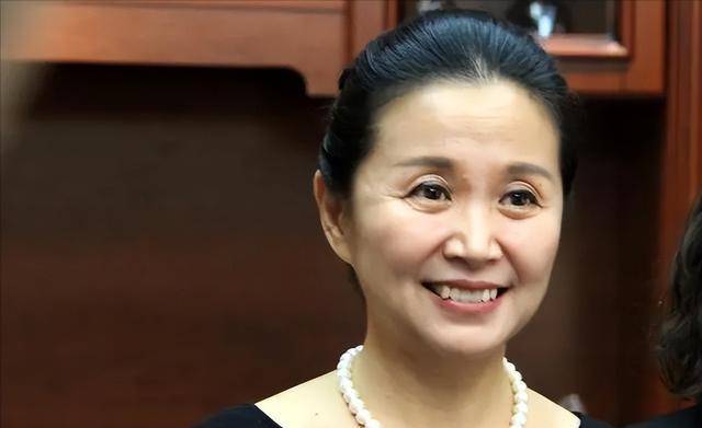 时隔7年再次亮相,却判若两人_黄汉_节目_黄瀚